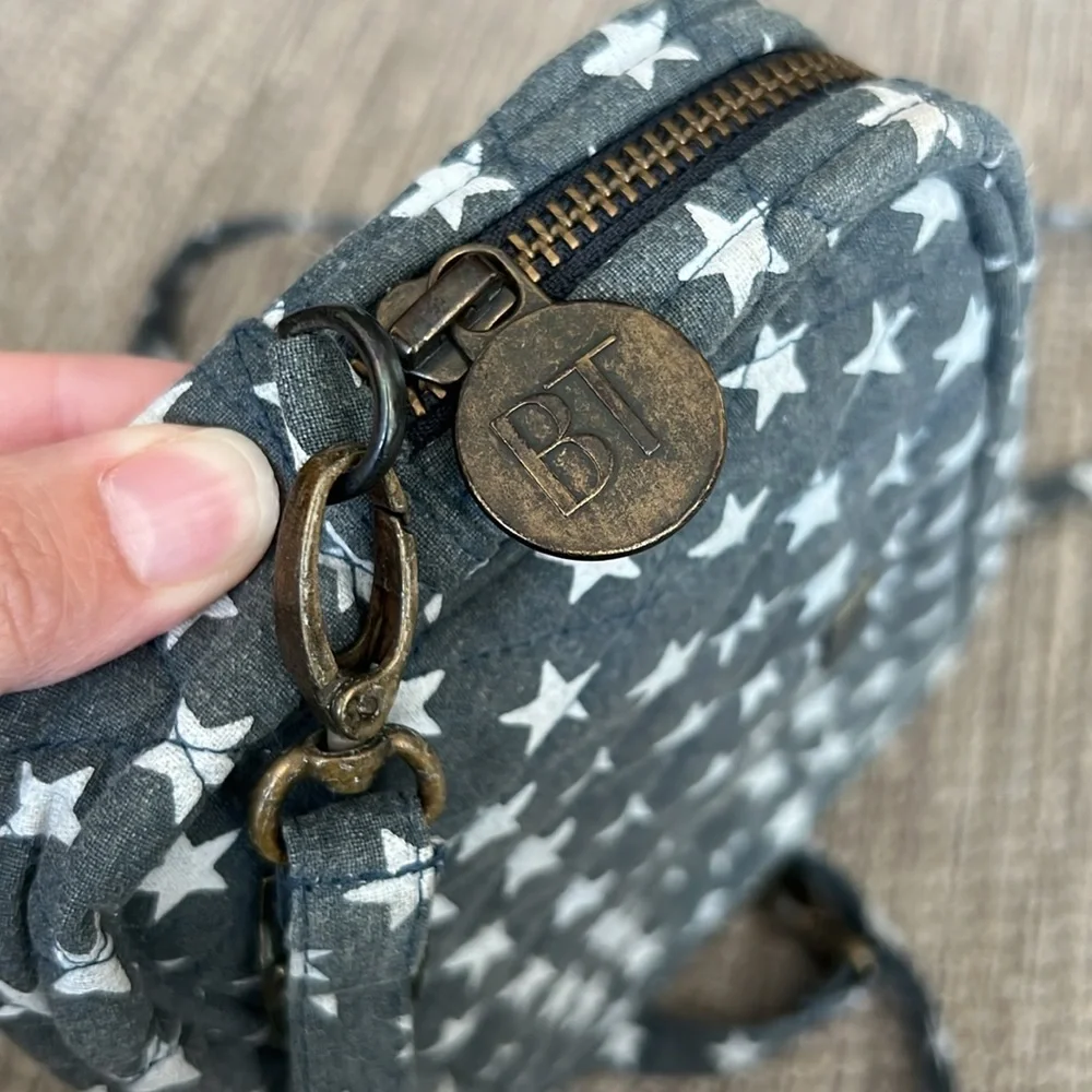 Bella Taylor Gray Star Print Quilted Crossbody Bag